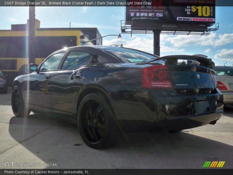 Brilliant Black Crystal Pearl / Dark Slate Gray/Light Slate Gray 2007 Dodge Charger SE