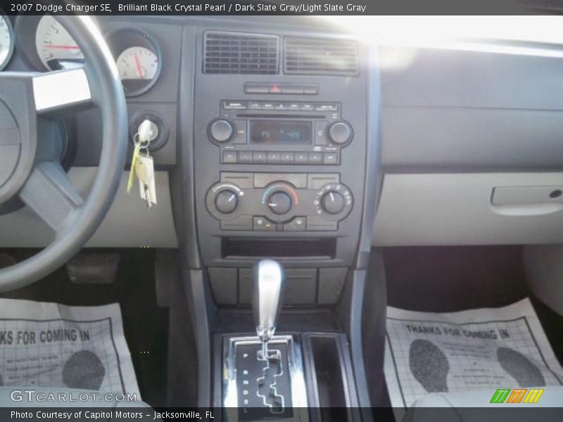 Brilliant Black Crystal Pearl / Dark Slate Gray/Light Slate Gray 2007 Dodge Charger SE