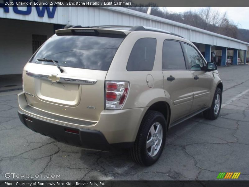Sandstone Metallic / Light Cashmere 2005 Chevrolet Equinox LS AWD