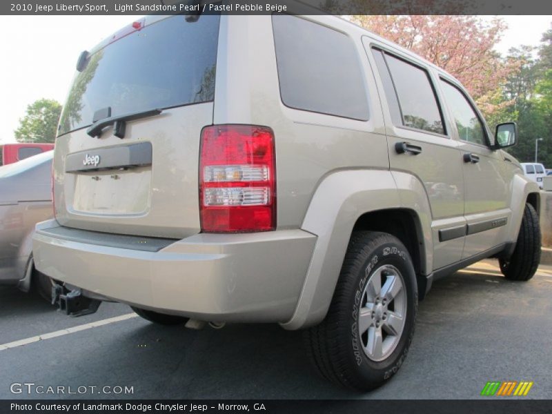 Light Sandstone Pearl / Pastel Pebble Beige 2010 Jeep Liberty Sport