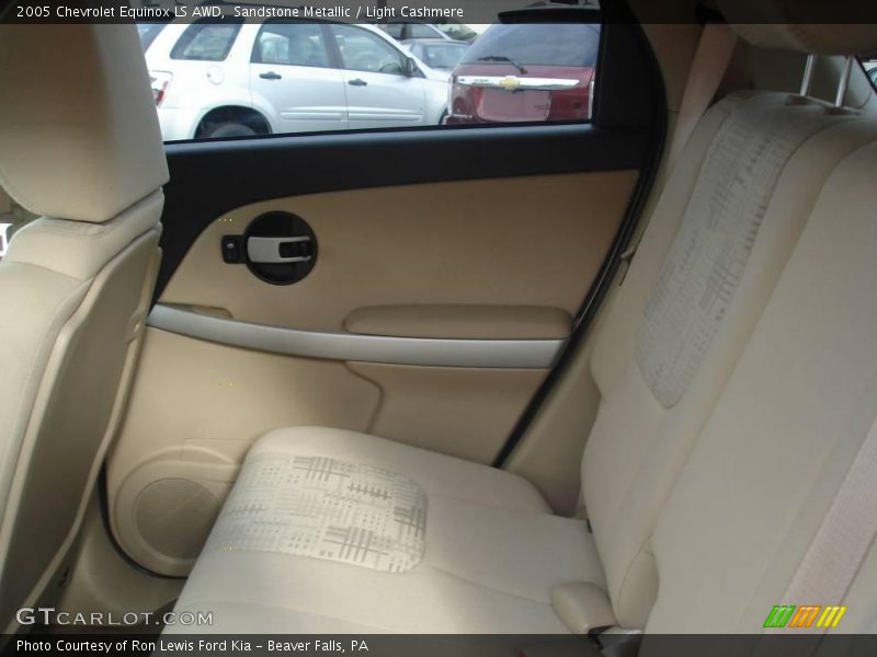 Sandstone Metallic / Light Cashmere 2005 Chevrolet Equinox LS AWD