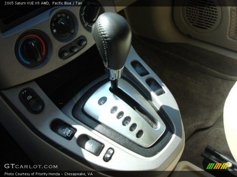 Pacific Blue / Tan 2005 Saturn VUE V6 AWD