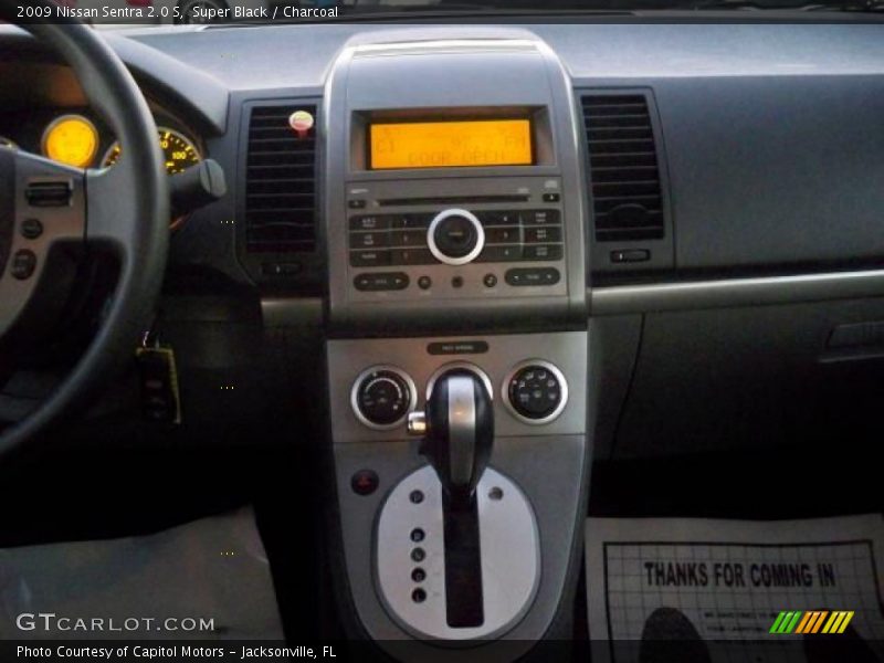 Super Black / Charcoal 2009 Nissan Sentra 2.0 S