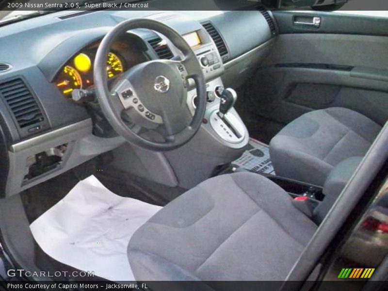 Super Black / Charcoal 2009 Nissan Sentra 2.0 S