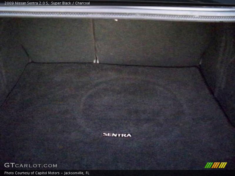 Super Black / Charcoal 2009 Nissan Sentra 2.0 S