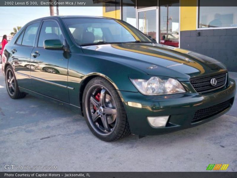 Electric Green Mica / Ivory 2002 Lexus IS 300