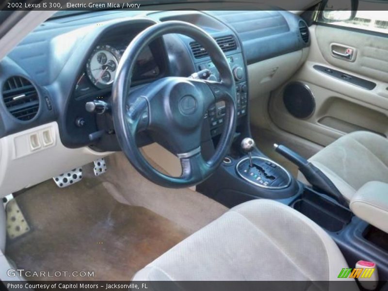 Electric Green Mica / Ivory 2002 Lexus IS 300