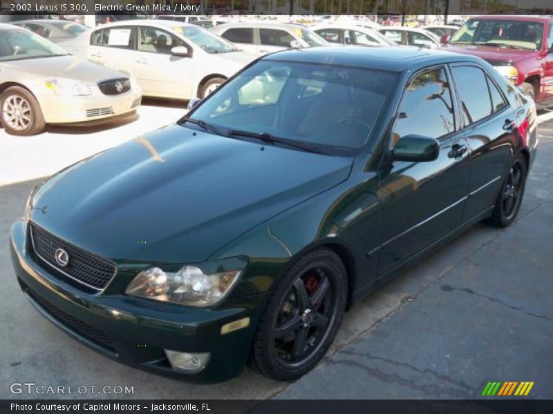 Electric Green Mica / Ivory 2002 Lexus IS 300