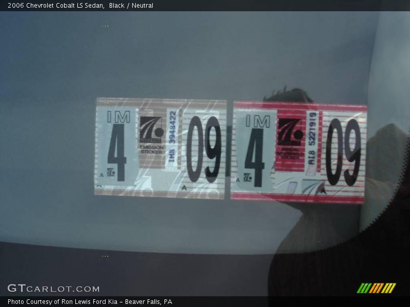 Black / Neutral 2006 Chevrolet Cobalt LS Sedan