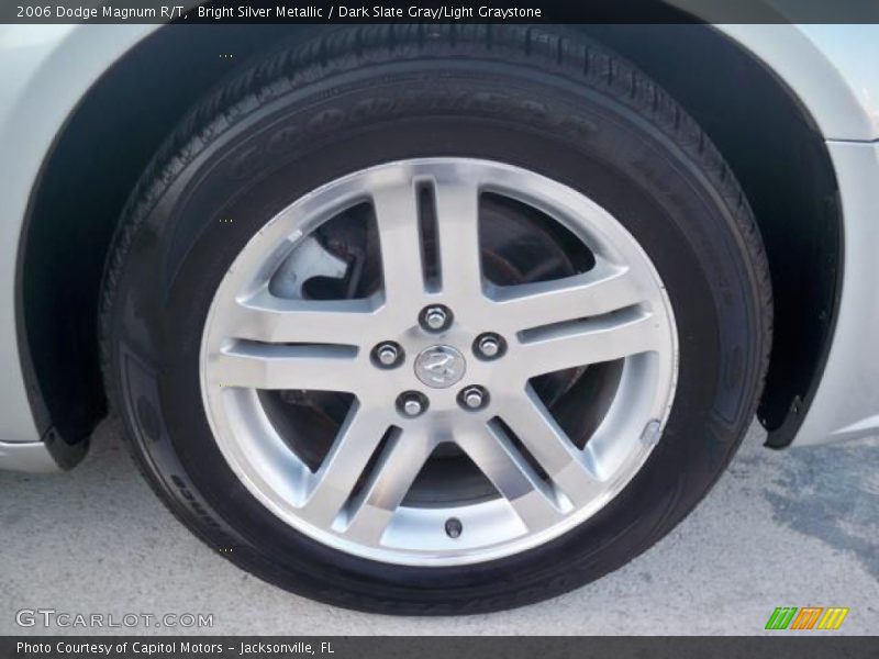Bright Silver Metallic / Dark Slate Gray/Light Graystone 2006 Dodge Magnum R/T
