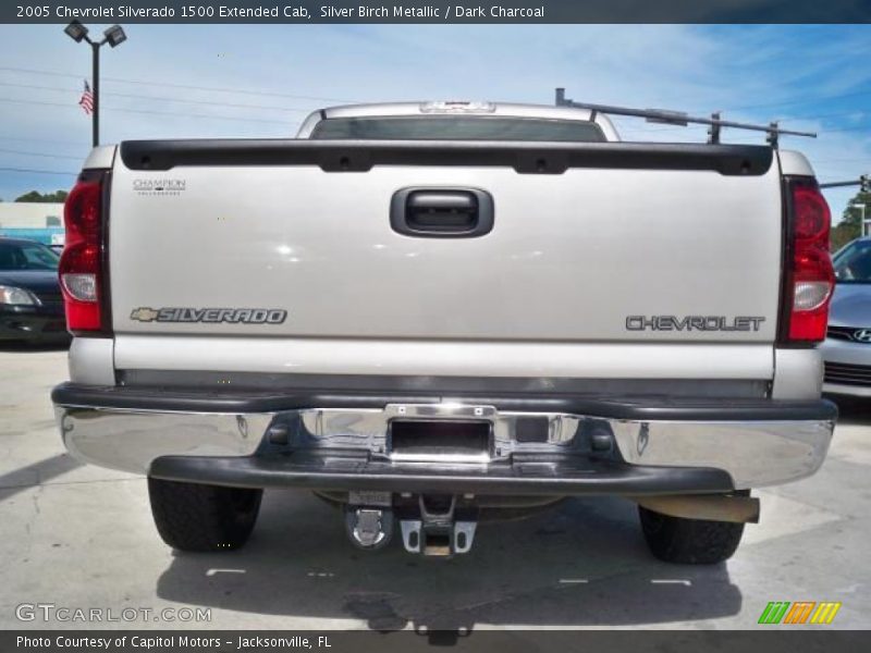 Silver Birch Metallic / Dark Charcoal 2005 Chevrolet Silverado 1500 Extended Cab