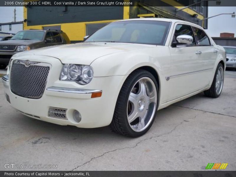 Cool Vanilla / Dark Slate Gray/Light Graystone 2006 Chrysler 300 C HEMI