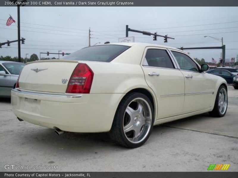Cool Vanilla / Dark Slate Gray/Light Graystone 2006 Chrysler 300 C HEMI