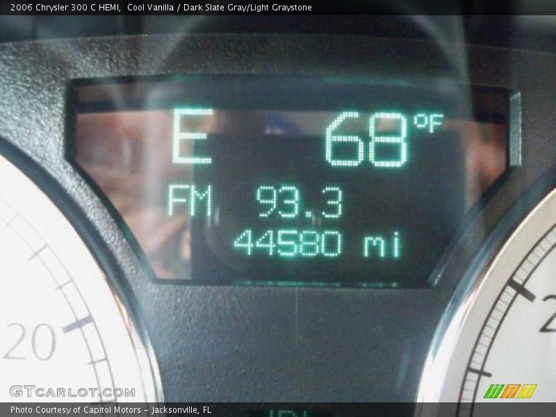 Cool Vanilla / Dark Slate Gray/Light Graystone 2006 Chrysler 300 C HEMI