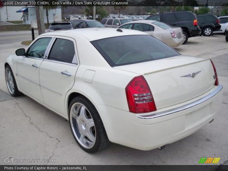 Cool Vanilla / Dark Slate Gray/Light Graystone 2006 Chrysler 300 C HEMI