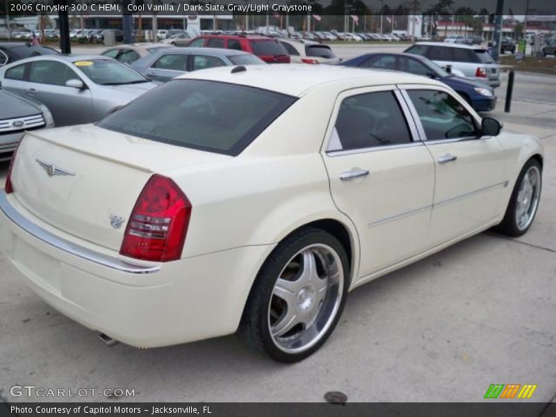 Cool Vanilla / Dark Slate Gray/Light Graystone 2006 Chrysler 300 C HEMI