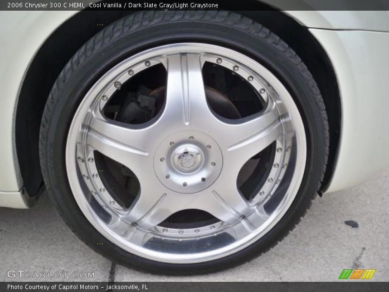 Custom Wheels of 2006 300 C HEMI