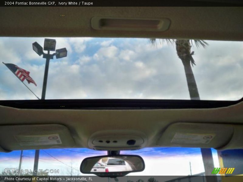Ivory White / Taupe 2004 Pontiac Bonneville GXP