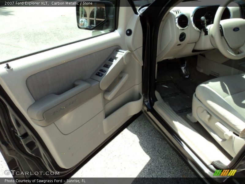 Carbon Metallic / Stone 2007 Ford Explorer XLT