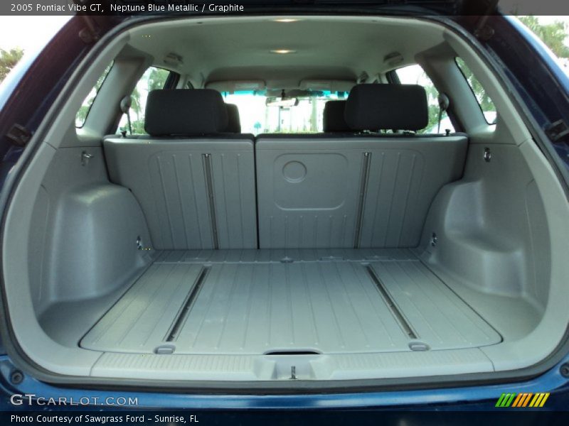  2005 Vibe GT Trunk