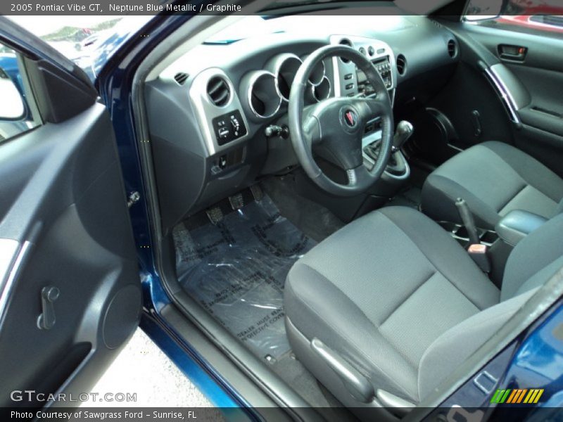  2005 Vibe GT Graphite Interior