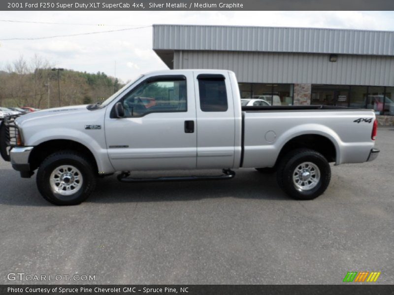 Silver Metallic / Medium Graphite 2001 Ford F250 Super Duty XLT SuperCab 4x4