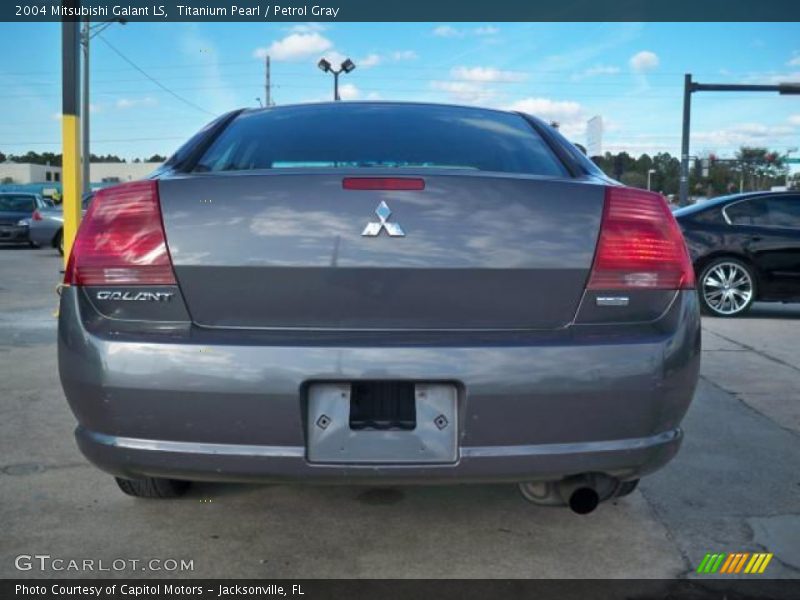 Titanium Pearl / Petrol Gray 2004 Mitsubishi Galant LS
