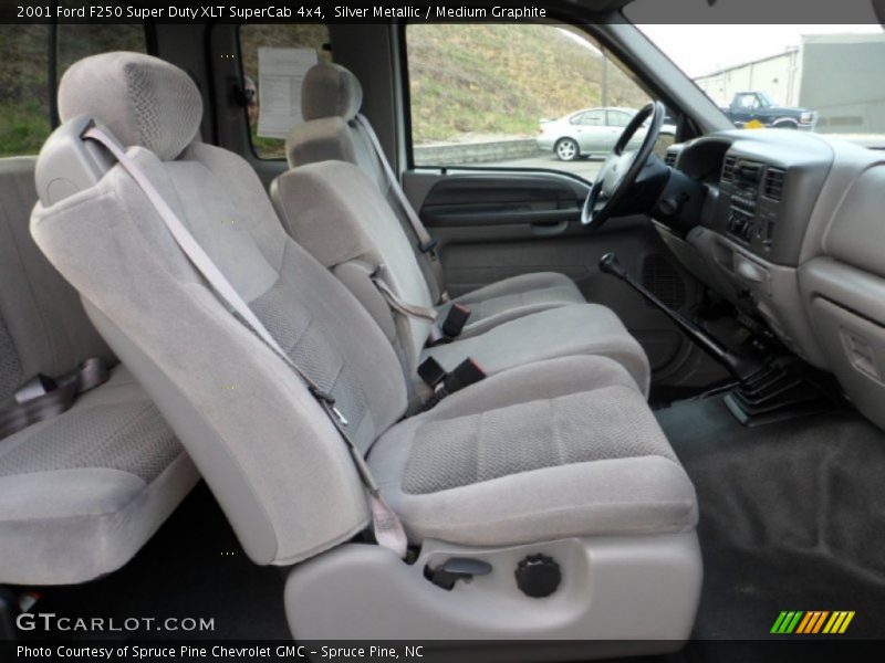Silver Metallic / Medium Graphite 2001 Ford F250 Super Duty XLT SuperCab 4x4