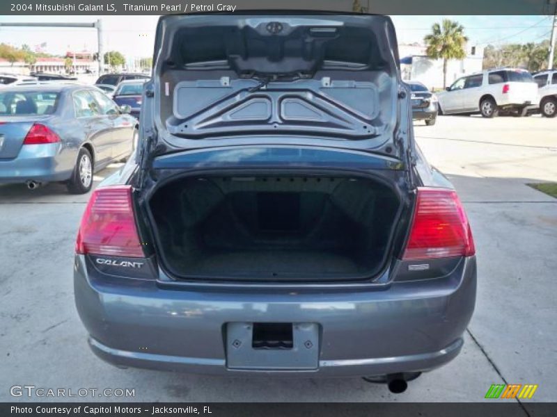 Titanium Pearl / Petrol Gray 2004 Mitsubishi Galant LS