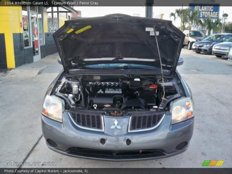 Titanium Pearl / Petrol Gray 2004 Mitsubishi Galant LS