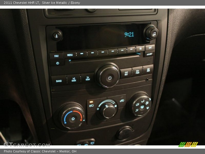 Silver Ice Metallic / Ebony 2011 Chevrolet HHR LT