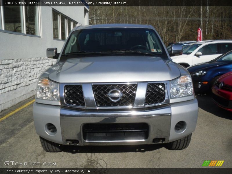 Radiant Silver / Graphite/Titanium 2004 Nissan Titan SE Crew Cab 4x4