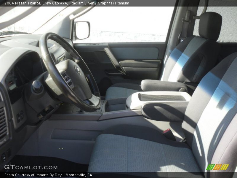 Radiant Silver / Graphite/Titanium 2004 Nissan Titan SE Crew Cab 4x4