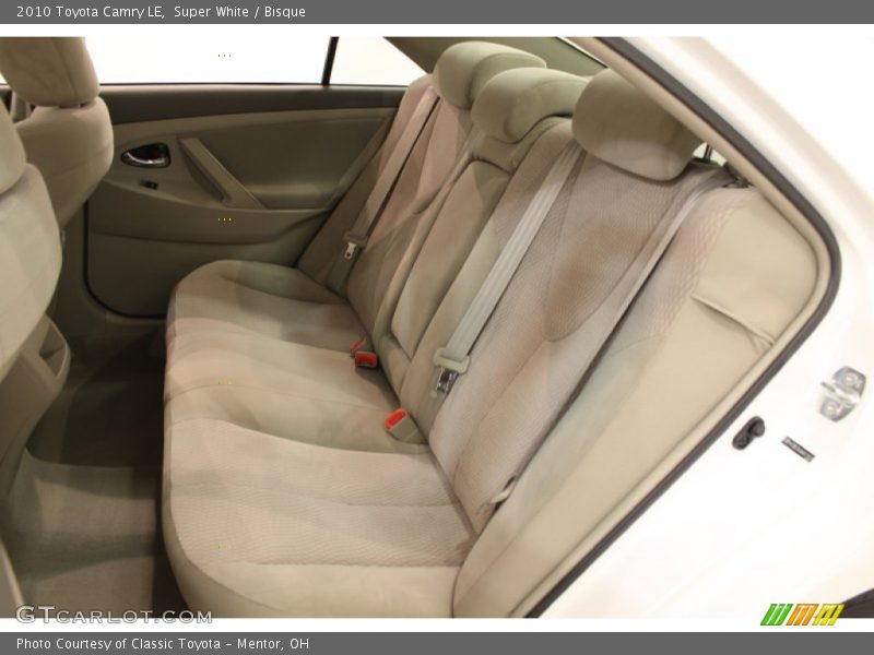 Super White / Bisque 2010 Toyota Camry LE