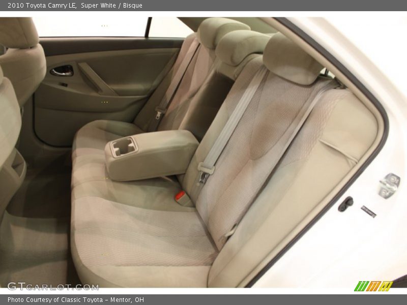 Super White / Bisque 2010 Toyota Camry LE