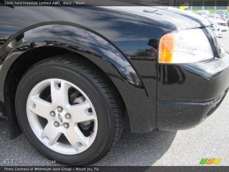 Black / Black 2006 Ford Freestyle Limited AWD