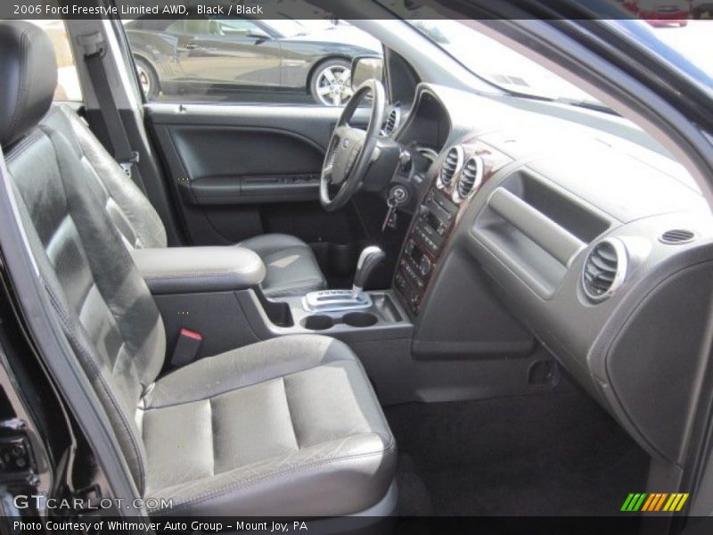 Black / Black 2006 Ford Freestyle Limited AWD
