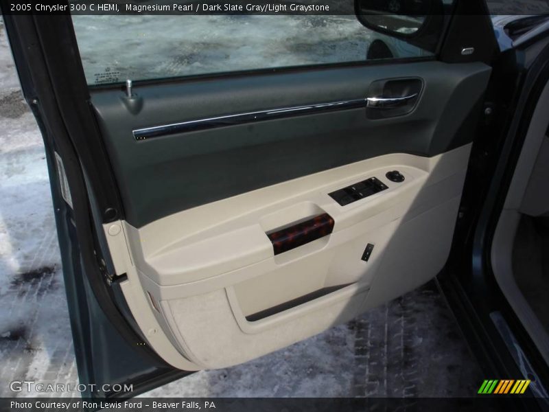 Magnesium Pearl / Dark Slate Gray/Light Graystone 2005 Chrysler 300 C HEMI