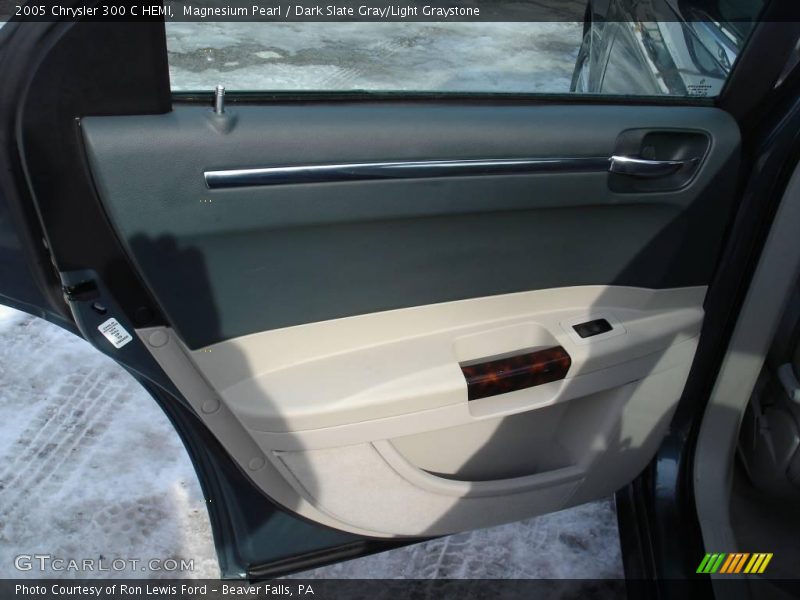 Magnesium Pearl / Dark Slate Gray/Light Graystone 2005 Chrysler 300 C HEMI