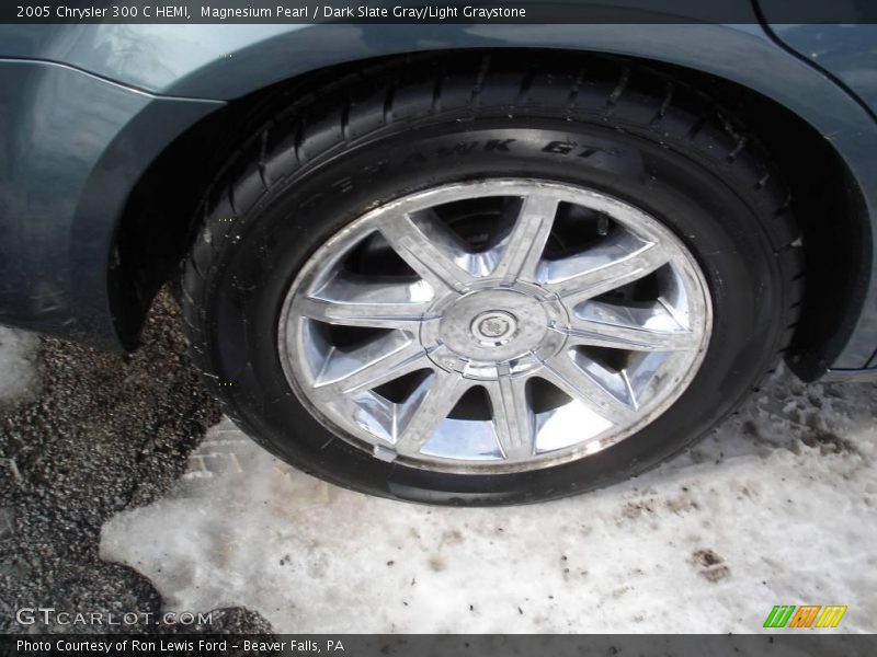 Magnesium Pearl / Dark Slate Gray/Light Graystone 2005 Chrysler 300 C HEMI