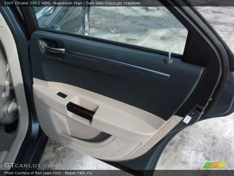 Magnesium Pearl / Dark Slate Gray/Light Graystone 2005 Chrysler 300 C HEMI