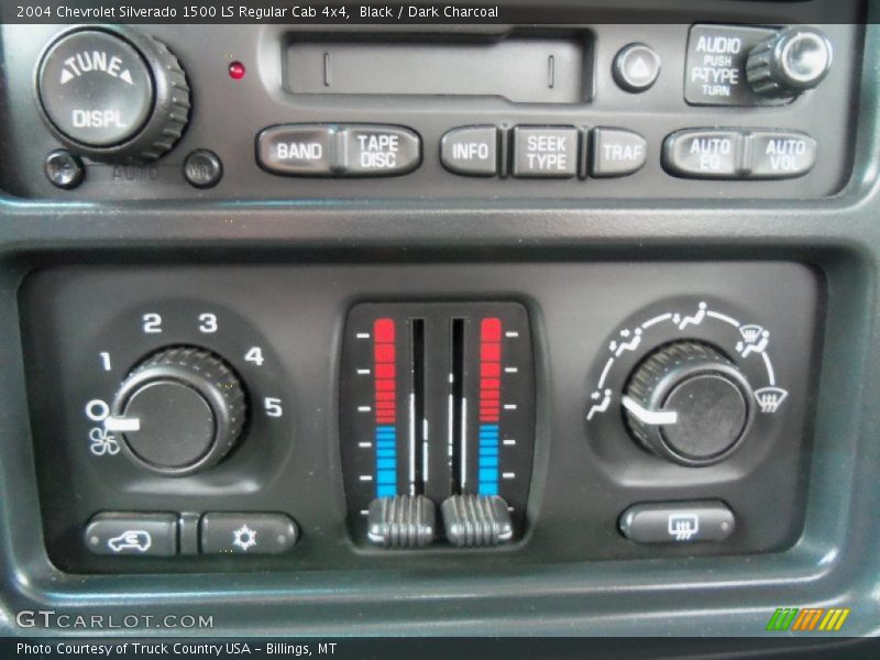 Black / Dark Charcoal 2004 Chevrolet Silverado 1500 LS Regular Cab 4x4