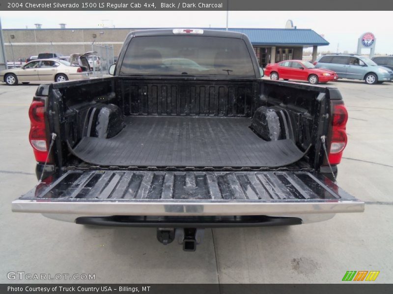 Black / Dark Charcoal 2004 Chevrolet Silverado 1500 LS Regular Cab 4x4