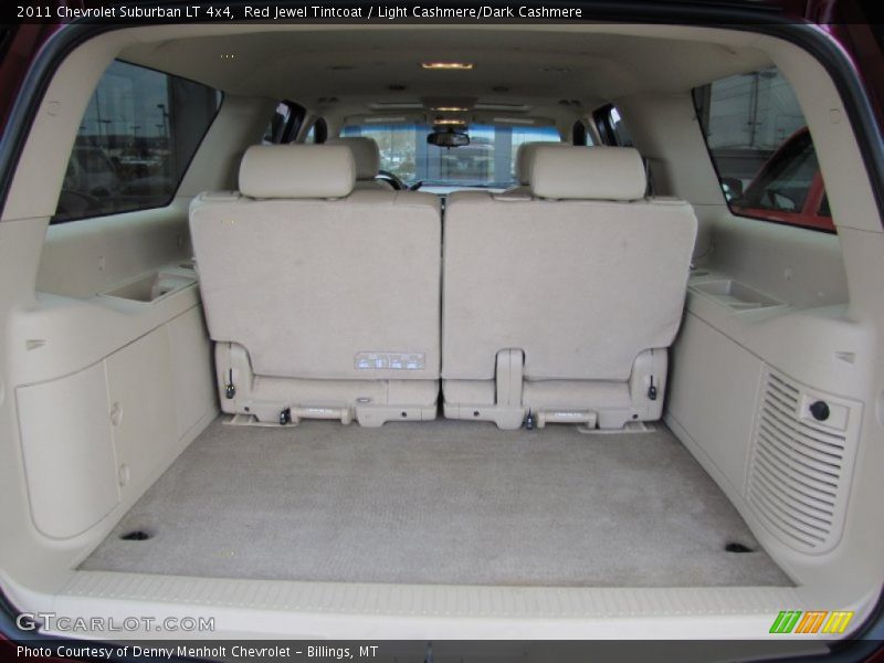  2011 Suburban LT 4x4 Trunk