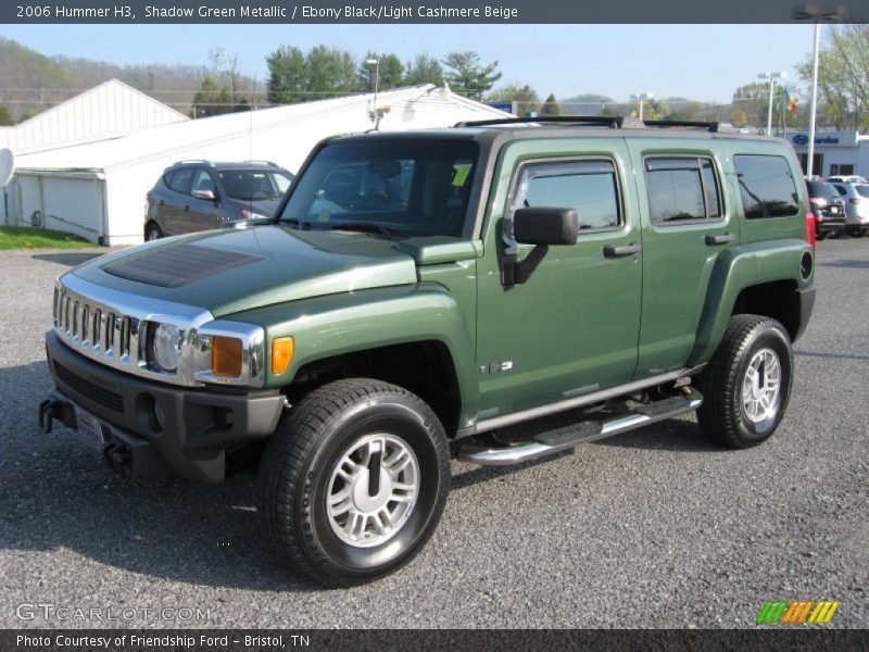 Front 3/4 View of 2006 H3 