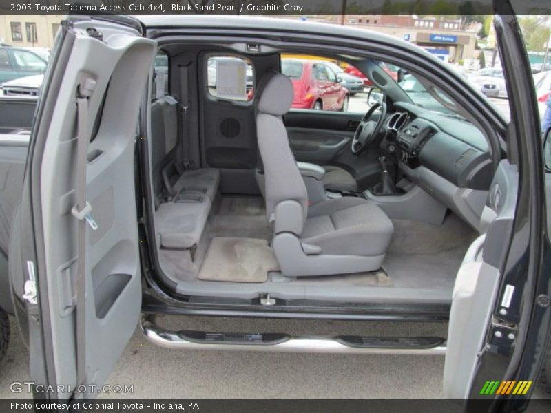 Black Sand Pearl / Graphite Gray 2005 Toyota Tacoma Access Cab 4x4