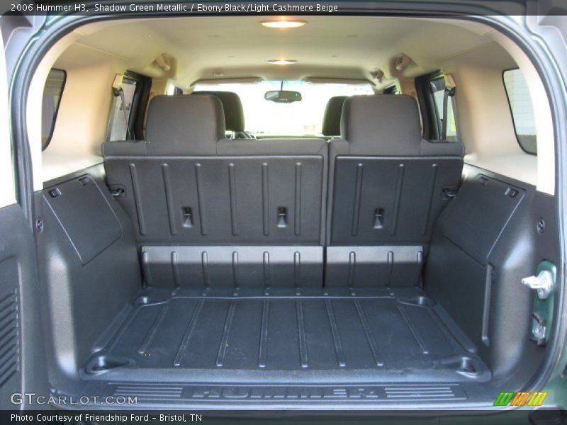  2006 H3  Trunk