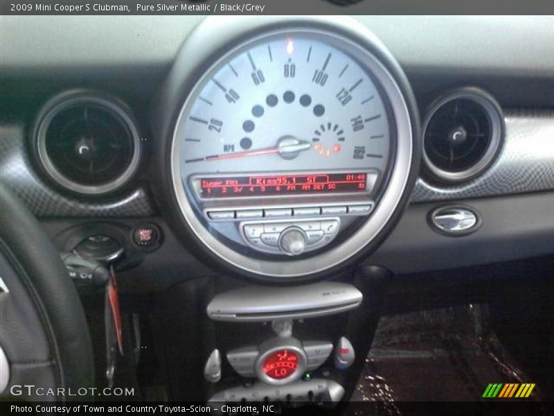 Pure Silver Metallic / Black/Grey 2009 Mini Cooper S Clubman