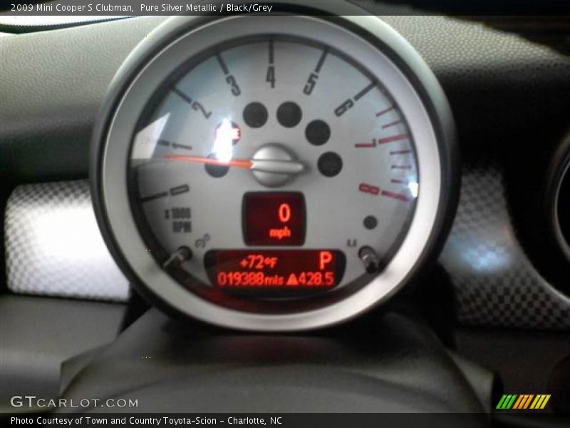 Pure Silver Metallic / Black/Grey 2009 Mini Cooper S Clubman