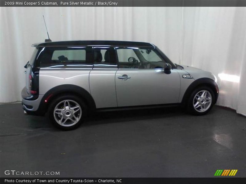 Pure Silver Metallic / Black/Grey 2009 Mini Cooper S Clubman